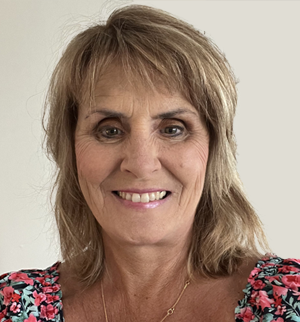 2023 chị em-spotlight-Katherine-Knoble